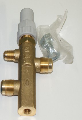 Foot Valve 3/8" 3-WAY  6020/233